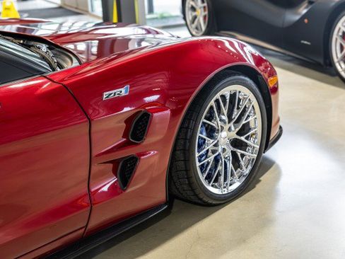Used 2010 Chevrolet Corvette ZR1 RWD image 20