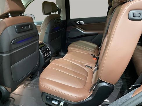 Used 2020 BMW X7 xDrive40i w/ Premium Package image 12
