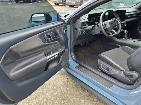 Used 2024 Ford Mustang GT RWD image 16
