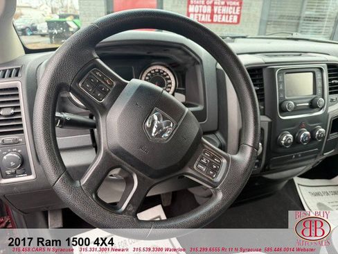 Used 2017 RAM 1500 Express image 19
