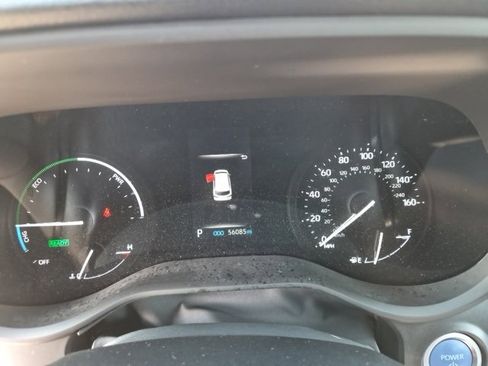 Used 2023 Toyota Sienna XLE image 21