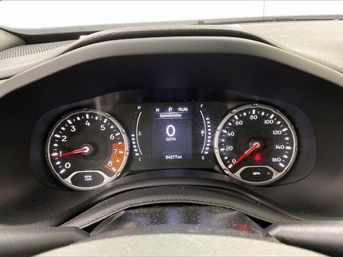 Used 2020 Jeep Renegade Latitude image 24