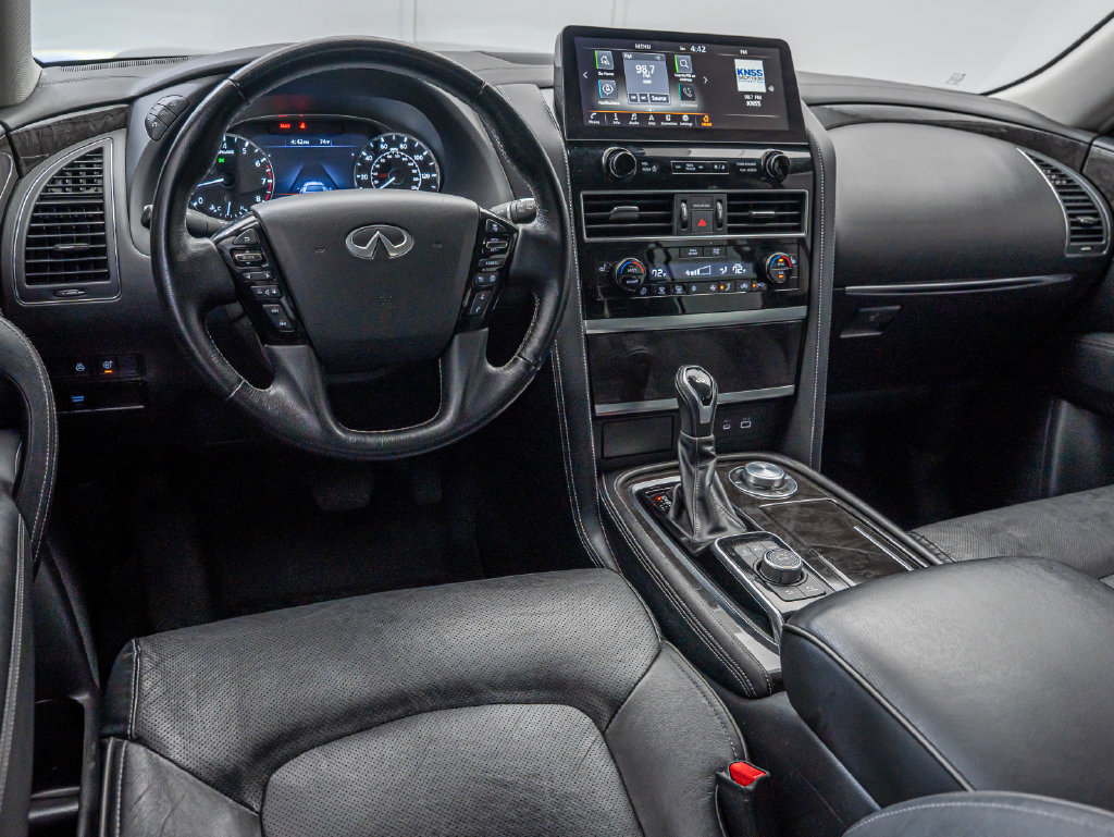 Used 2024 INFINITI QX80 Luxe AWD/4WD image 4