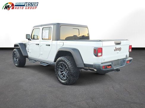 Used 2023 Jeep Gladiator Mojave w/ Trailer Tow Package image 9