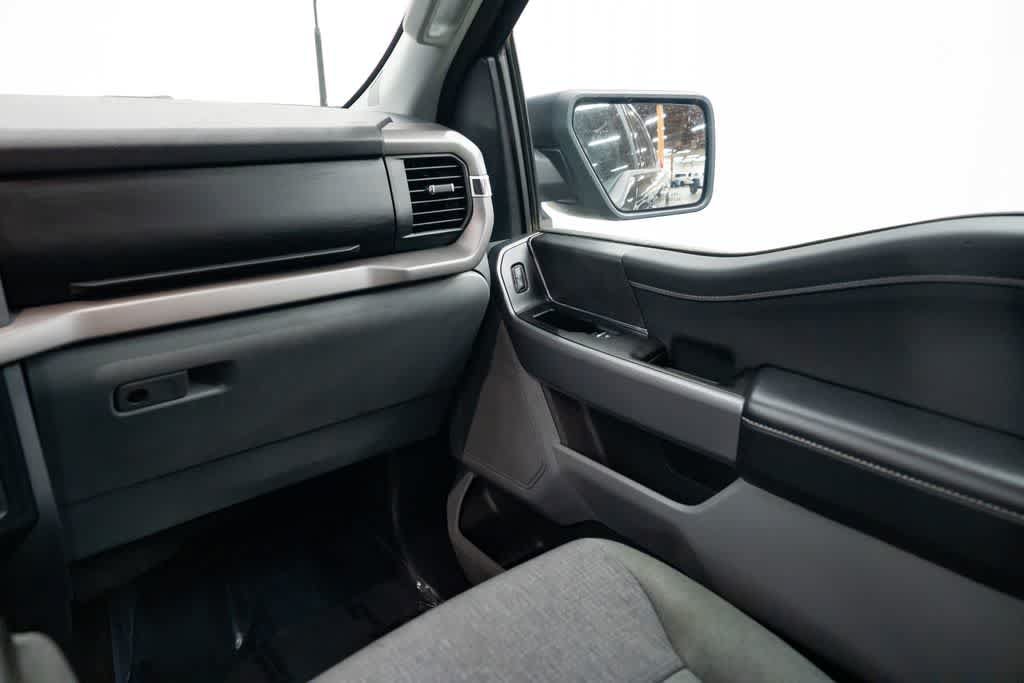 Used 2025 Ford F150 XLT w/ Equipment Group 301A Standard AWD/4WD image 10