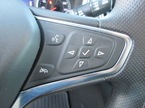 Used 2024 Chevrolet Equinox LS w/ LS Convenience Package image 25