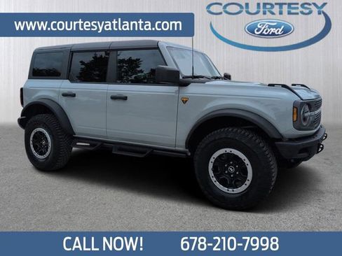 Certified 2023 Ford Bronco Badlands w/ Sasquatch Package AWD/4WD image 1