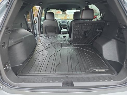 Used 2023 Chevrolet Equinox RS w/ LPO, Floor Liner Package image 38