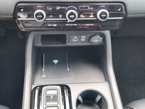 Certified 2023 Honda Pilot EX-L image 18