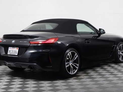 Certified 2023 BMW Z4 sDrive30i w/ Shadowloine Package RWD image 4