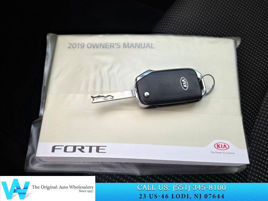 Used 2019 Kia Forte LXS FWD image 20