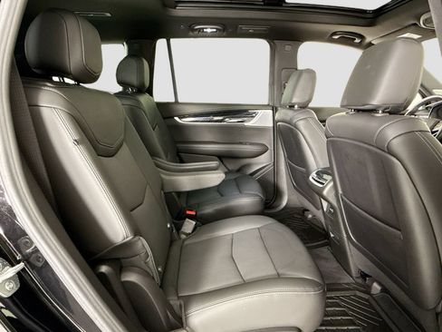 Used 2024 Cadillac XT6 Premium Luxury FWD image 15