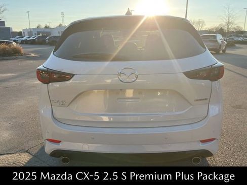 New 2025 MAZDA CX-5 AWD 2.5 S w/ Premium Plus Pkg image 4