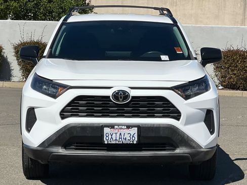 Certified 2021 Toyota RAV4 LE image 10