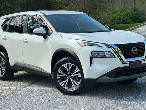 Certified 2023 Nissan Rogue SV AWD/4WD image 1