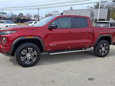 Used 2023 GMC Canyon AT4 w/ AT4 Premium Package image 5