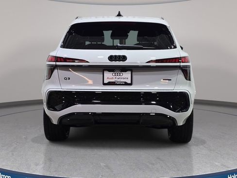 New 2026 Audi Q3 quattro 2.0T image 6