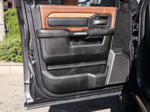 Used 2022 RAM 3500 Limited image 16