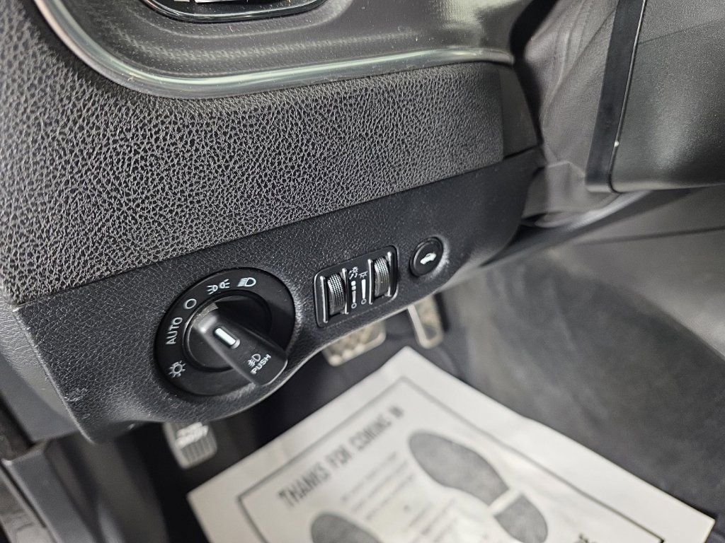 Used 2014 Dodge Charger R/T RWD image 13