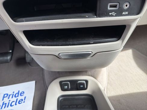 Used 2018 Chrysler Pacifica Touring-L w/ Premium Audio Group image 24