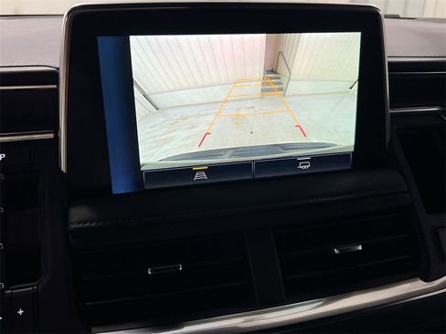 Used 2024 Chevrolet Tahoe LT image 15