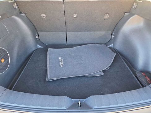Used 2023 Toyota Corolla Cross XLE w/ Convenience Package image 35