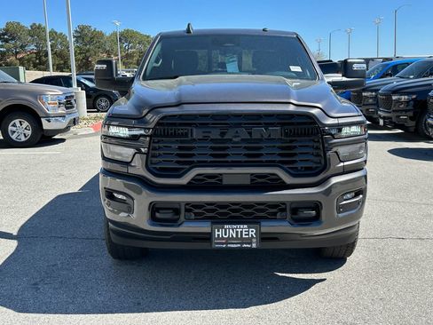 New 2026 RAM 2500 Big Horn AWD/4WD image 4