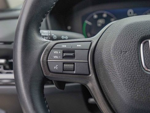 Used 2023 Honda Accord EX-L image 13