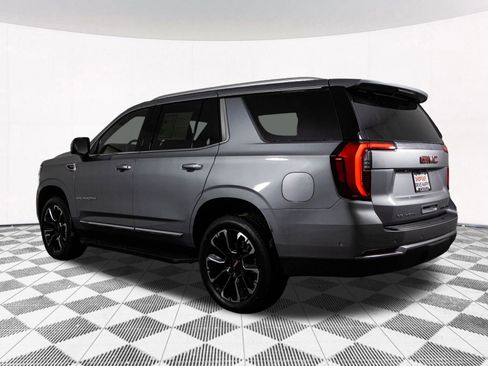 Used 2025 GMC Yukon Elevation image 11