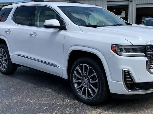 Used 2023 GMC Acadia Denali AWD/4WD image 7
