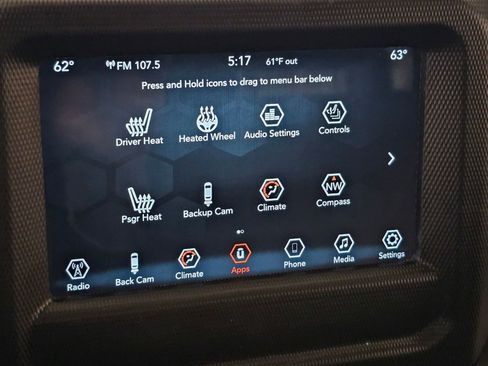 Used 2019 Jeep Wrangler Unlimited Sahara AWD/4WD image 11