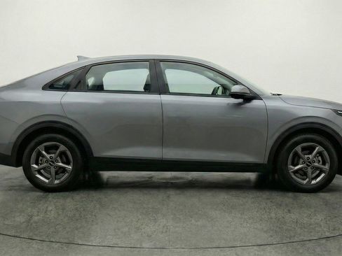 Used 2025 Kia K4 LXS image 11