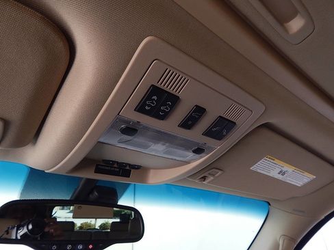 Used 2007 GMC Yukon Denali image 30