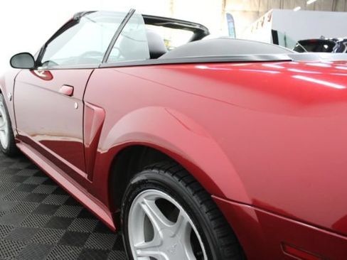 Used 2004 Ford Mustang Premium RWD image 11