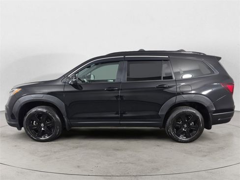 Certified 2022 Honda Pilot TrailSport image 2