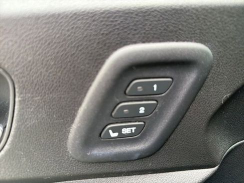 Used 2016 Honda CR-V Touring image 14