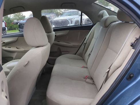 Used 2013 Toyota Corolla L FWD image 9