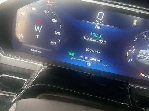 Used 2026 Chevrolet Silverado 1500 RST w/ RST Select Package RWD image 5