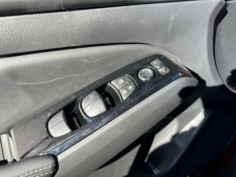 New 2025 Nissan Altima 2.5 SL image 11