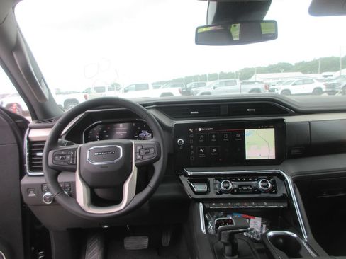 New 2026 GMC Sierra 1500 Denali AWD/4WD image 18