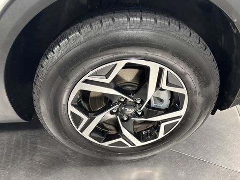 Certified 2023 Kia Sportage LX AWD/4WD image 14