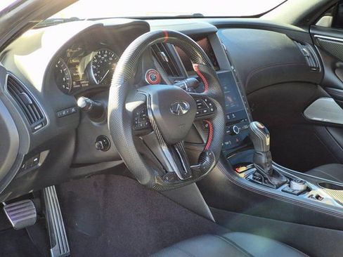 Used 2021 INFINITI Q60 Red Sport 400 w/ Carbon Fiber Package image 10