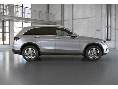 Certified 2022 Mercedes-Benz GLC 300 4MATIC image 40