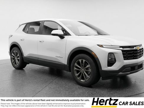 Used 2025 Chevrolet Equinox LT FWD image 1