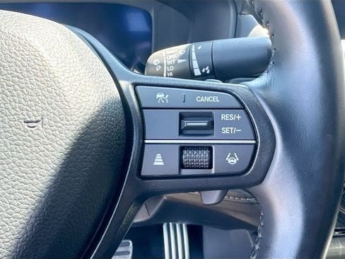 Used 2023 Honda Accord Sport image 9
