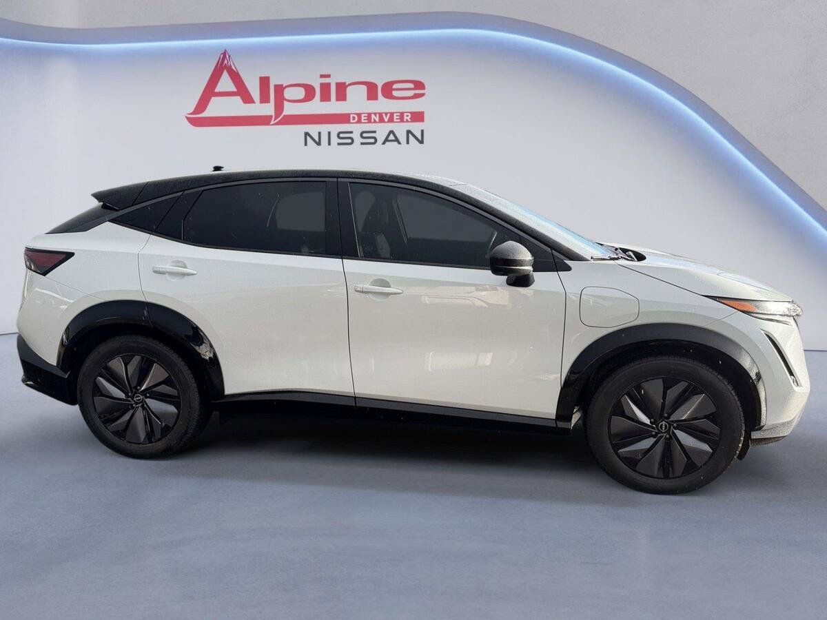 Used 2024 Nissan Ariya AWD image 6