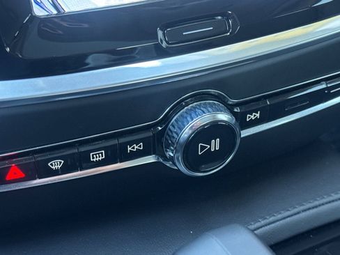 Used 2023 Volvo S60 T8 Plus w/ Climate Package image 23