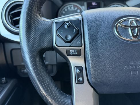 Used 2019 Toyota Tacoma Limited image 18