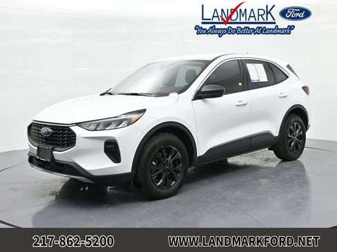 Used 2024 Ford Escape Active image 1