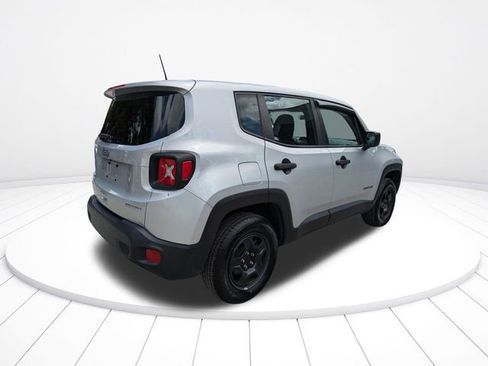 Used 2020 Jeep Renegade Sport w/ UConnect 7.0 Group image 4